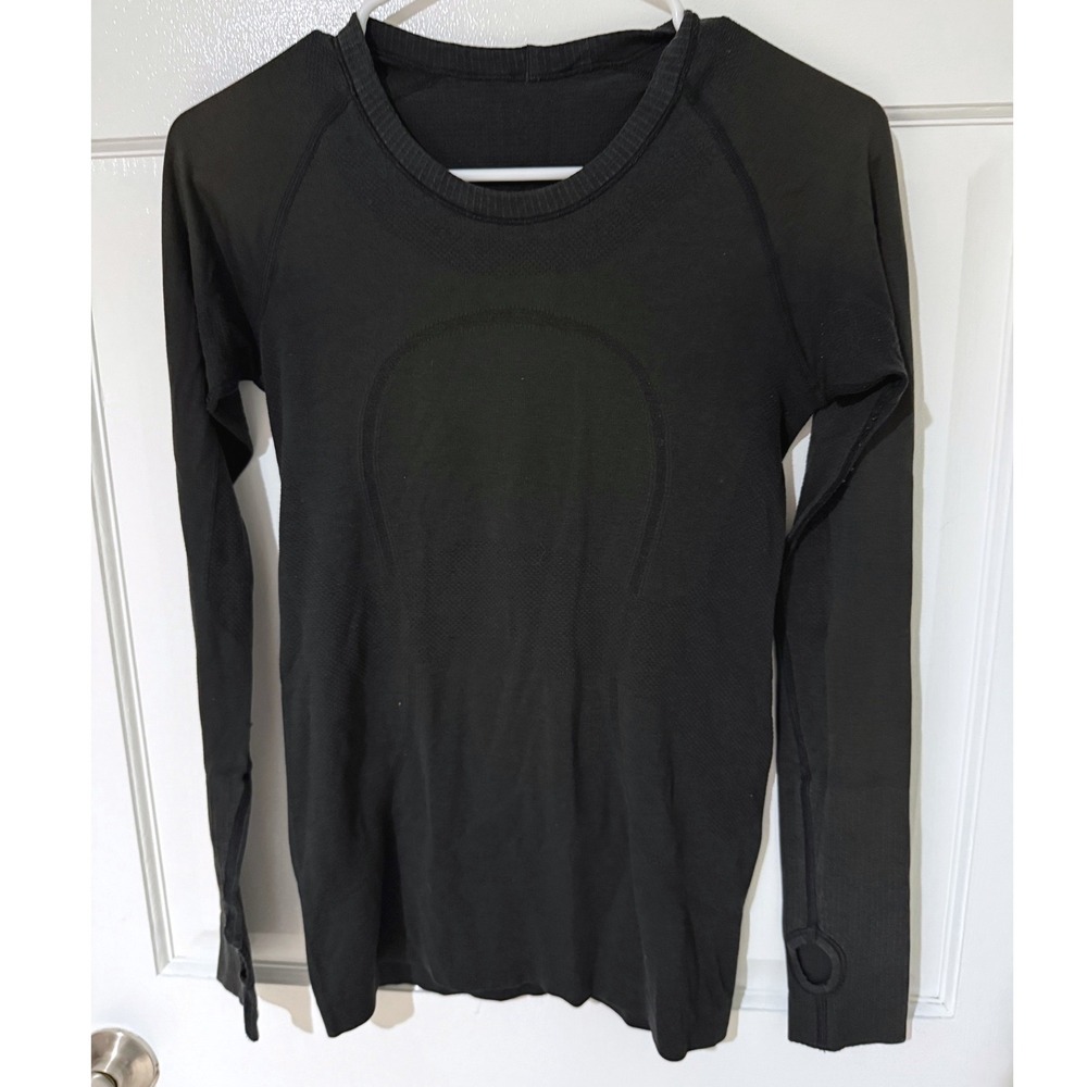 Lululemon Swiftly Tech Long Sleeve 2.0 Black Size 6 Running Training Top